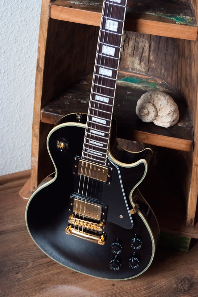 Epiphone-LP-Custom-4.jpg