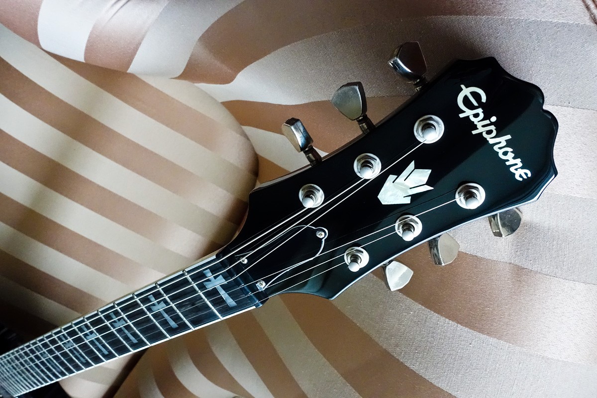 Epiphone-SG-Iommi-21-2.jpg