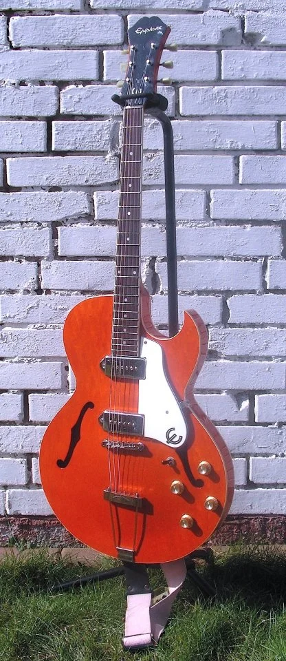 Epiphone Sorrento 1996 Peerless (2).jpg