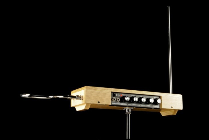 Etherwave Plus_Theremin_1.jpg