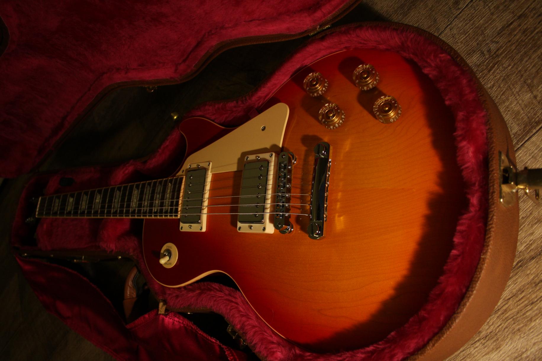 311910d1385206470-schickt-mal-bilder-eurer-gitarre-part-ii-img_0420.jpg