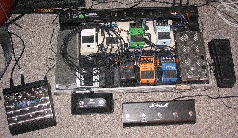 24285d1143380656-zeigt-her-eure-effektboards-part-ii-board_aktuell.jpg