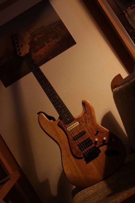 164194d1287188667-schickt-mal-bilder-eurer-gitarre-part-ii-spade.jpg