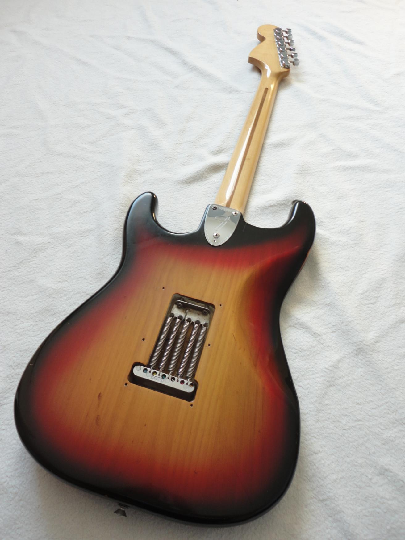 193606d1317130028-schickt-mal-bilder-eurer-gitarre-part-ii-dsc02041.jpg