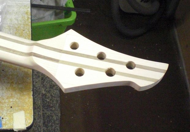 138697d1265579221-projekt-des-dudes-vierter-eigenbau-icebass-ib12-06-mechaniken1.jpg