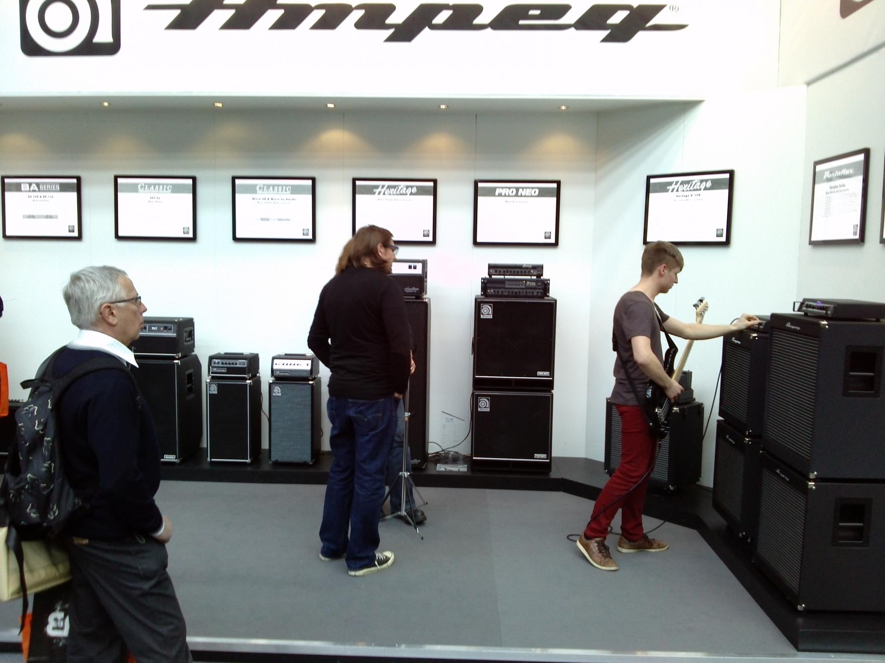 274818-ein-insider-berichtet-musikmesse-bericht-mit-mini-liveticker-ampeg-halle-8.0.jpg