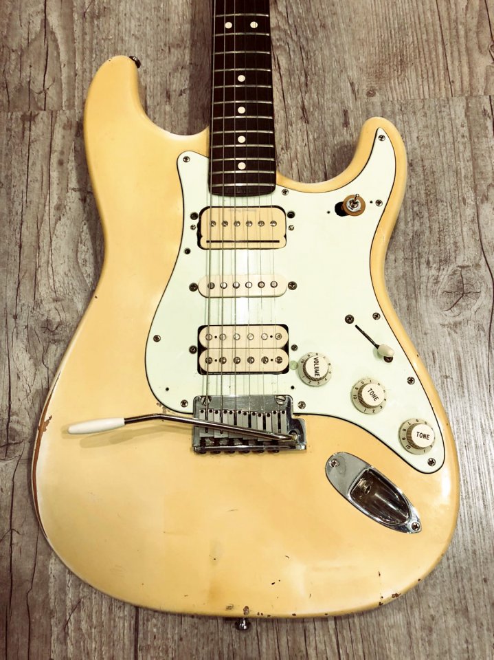 Farbkorrektur_strat_02.jpg