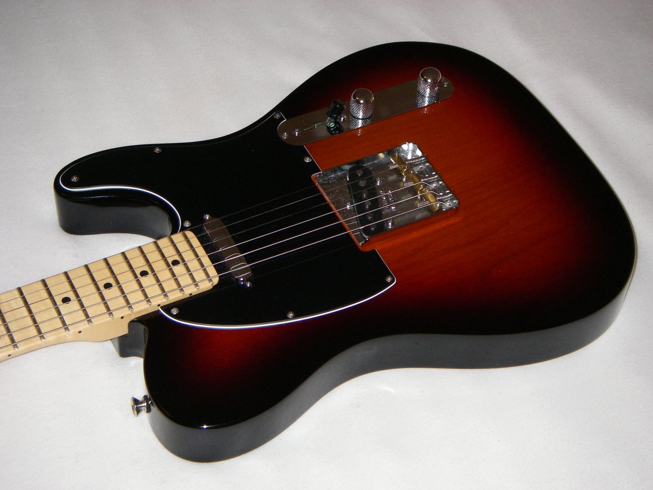 Fender American Special Tele Mary (10).JPG