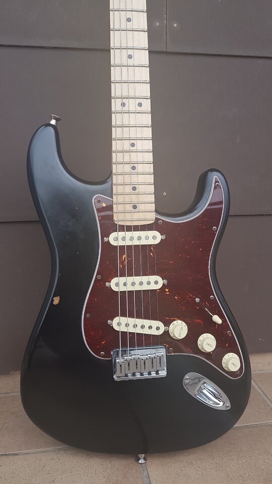 Fender Billy Corgan Stratocaster 02.jpg