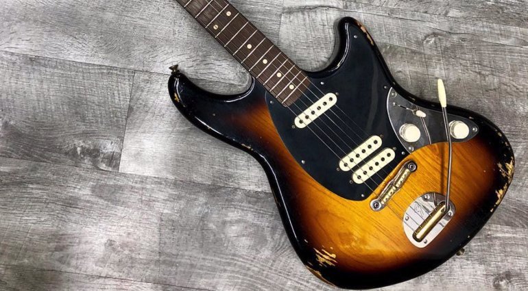 fender-custom-shop-ron-thorn-california-special-.jpg