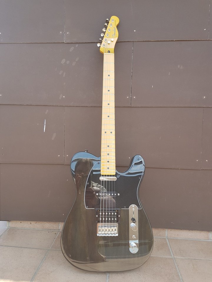Fender Modern Player Telecaster Plus 02_K.jpg