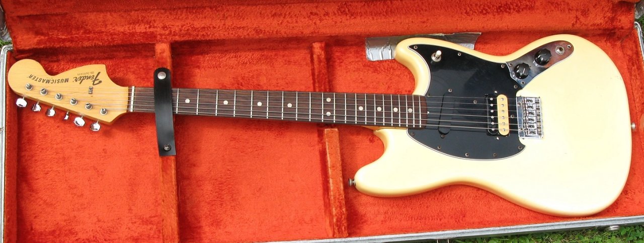Fender Musicmaster 002_KK.jpg