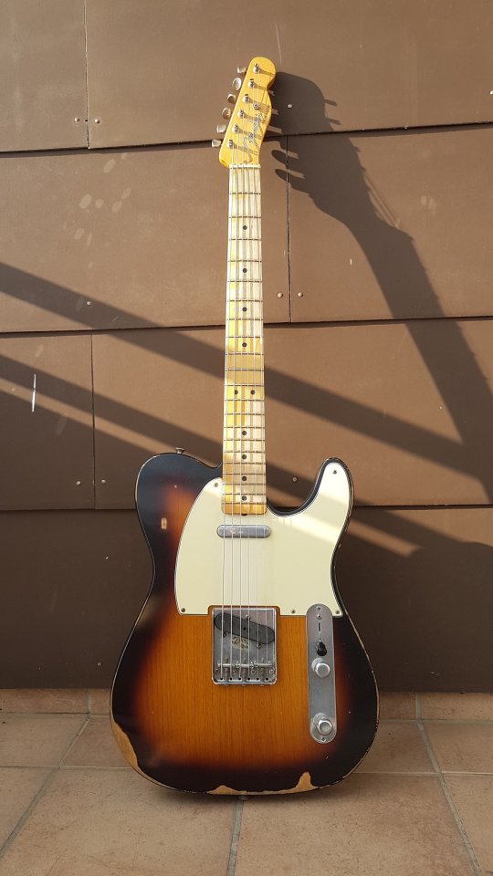 Fender Road Worn Telecaster 001_K.jpg