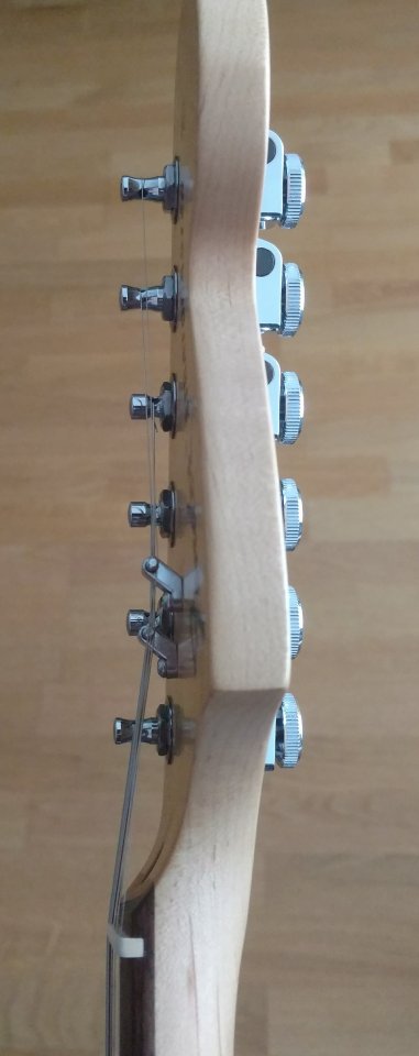 Fender Strat KP 4.jpg