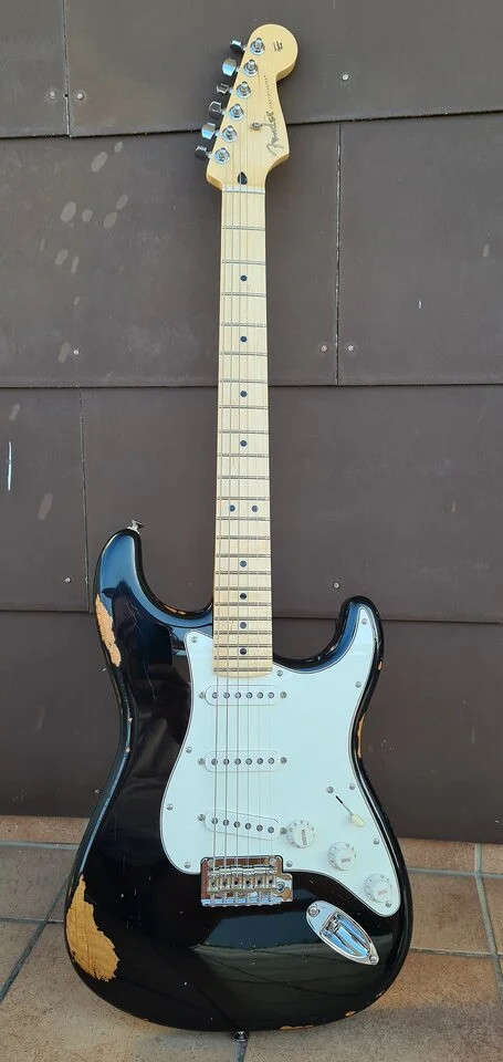Fender Stratocaster Player Aged 01_K.webp