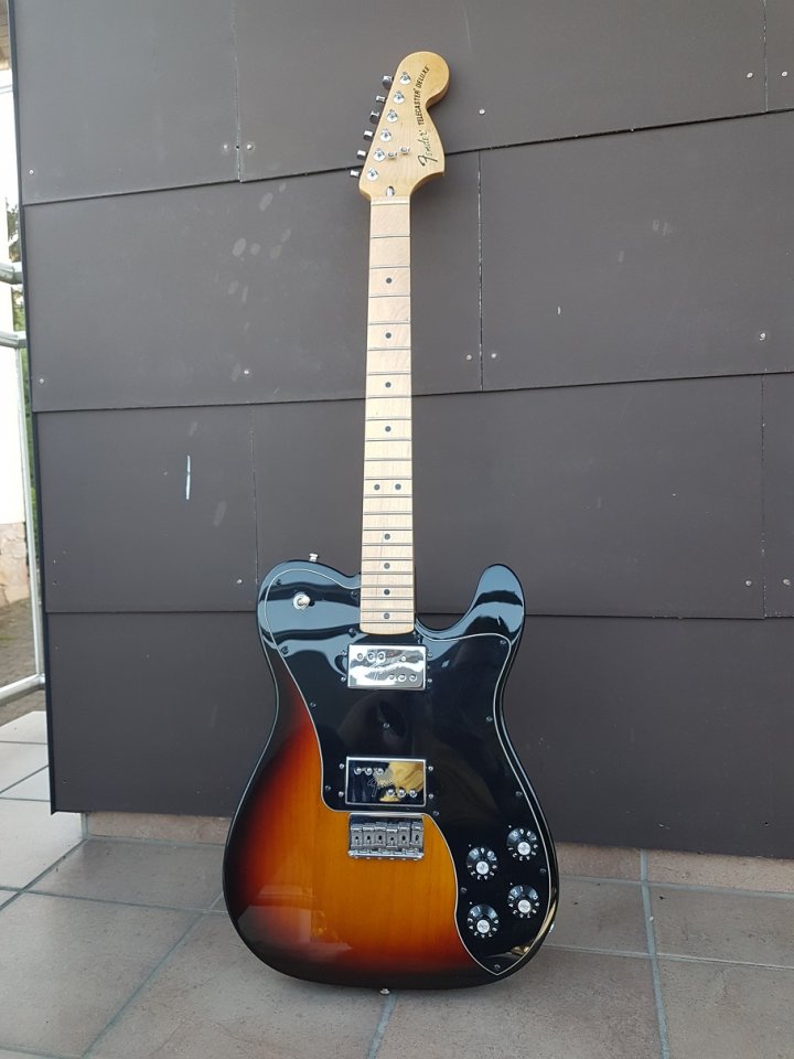Fender Telecaster Deluxe 01_K.jpg