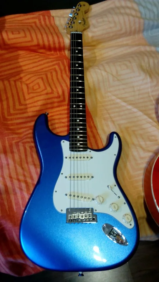 Fender.jpg
