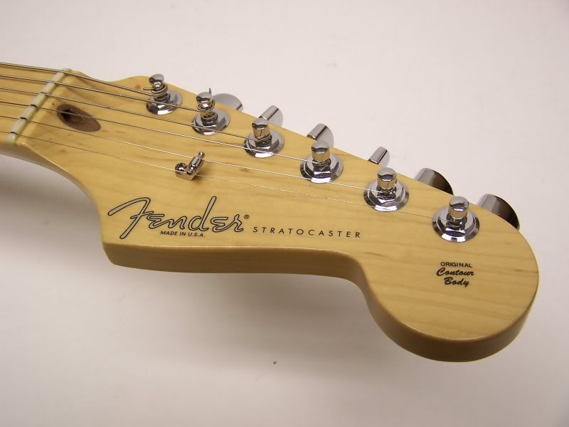 FenderStratocaster03010.jpg