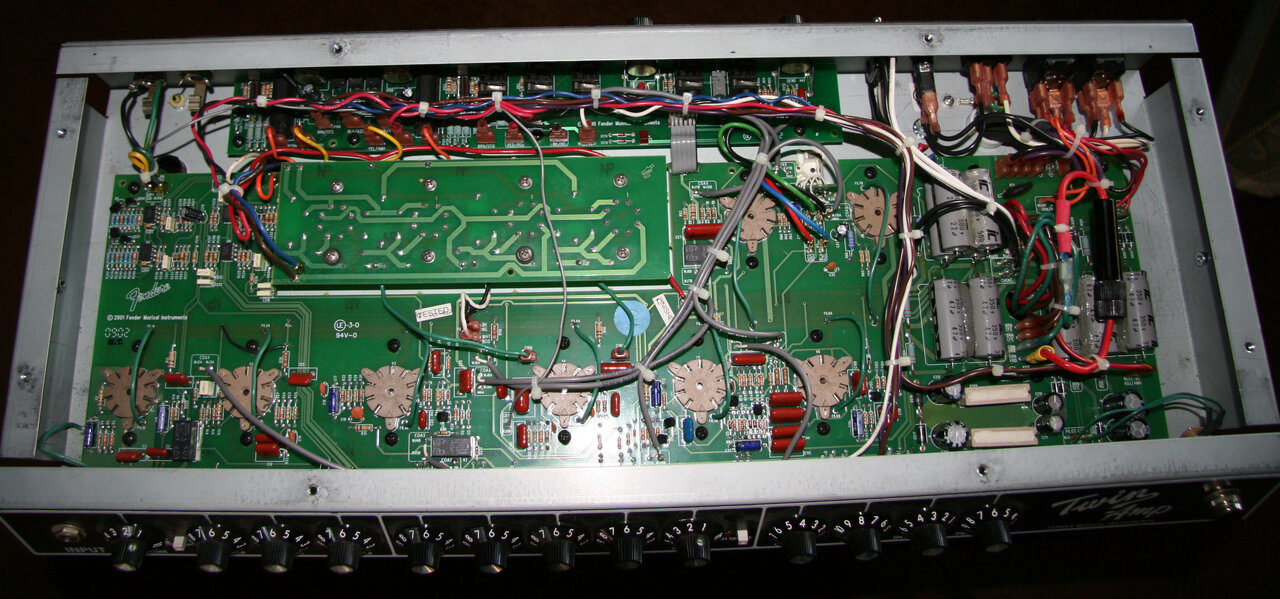 FenderTwinAmp_P1.jpg