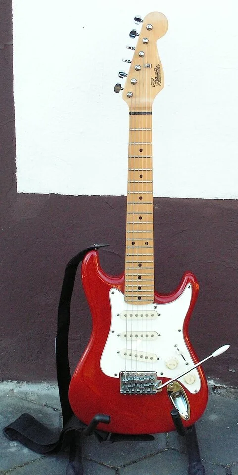 Firefox Mini Strat Red MN India.webp