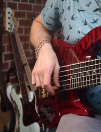 Floating Thumb Technique.jpg