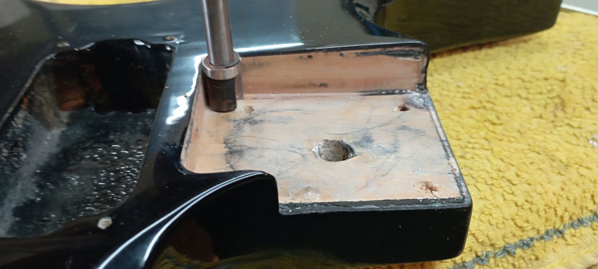 Fräser Halstasche.jpg