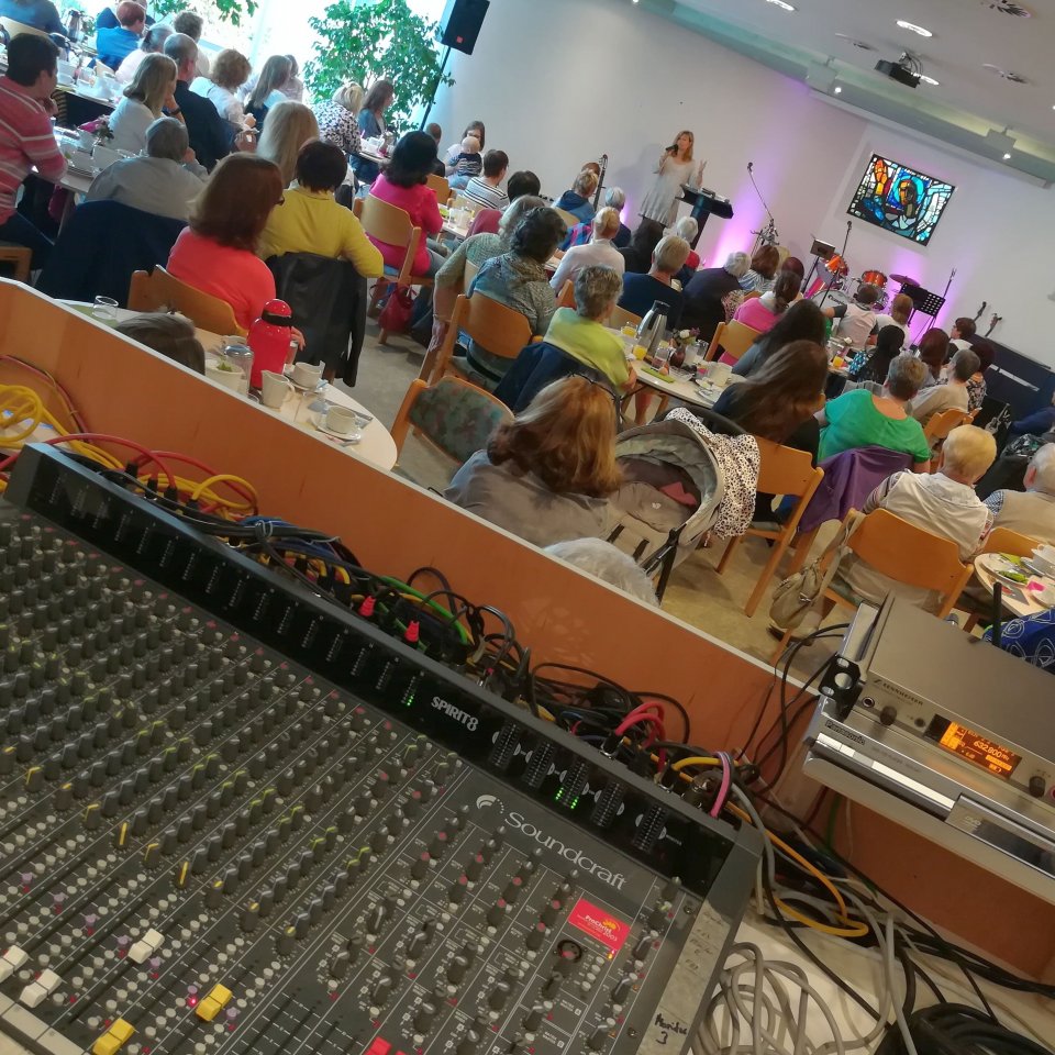 Frauenfrühstück50.jpg