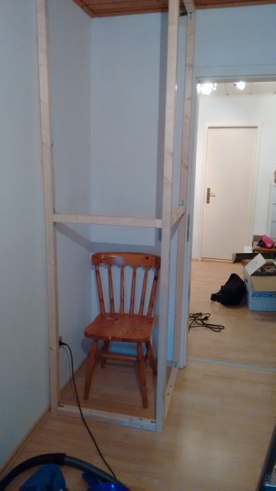 GeruestAnDerWand.jpg