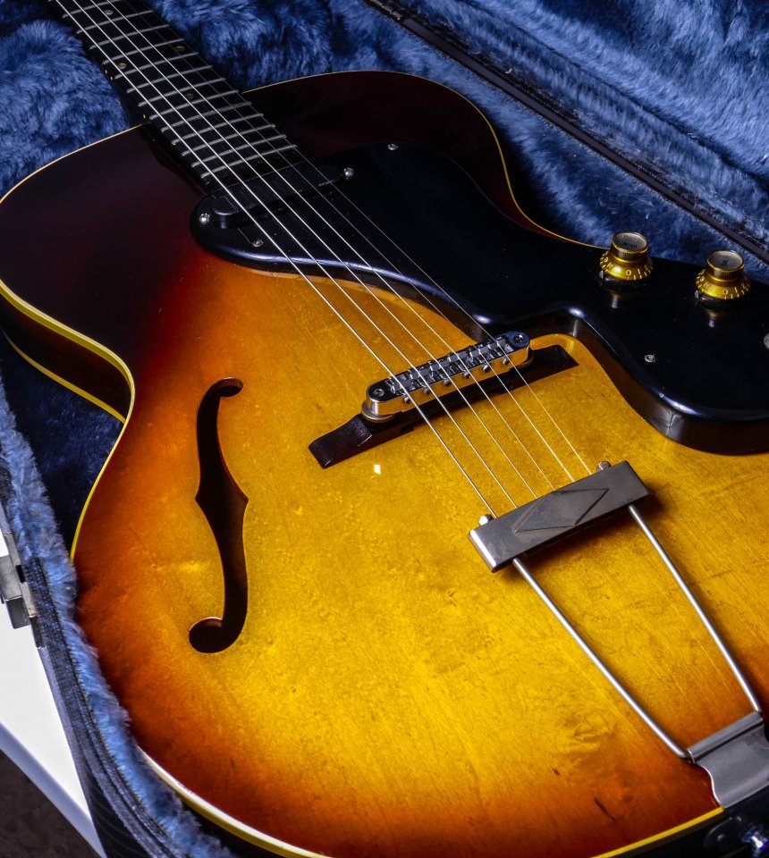Gibson ES-120T 1964 (4).jpg