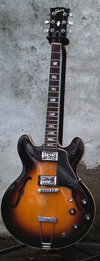 Gibson ES335TD 1978 now.jpg
