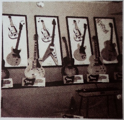 Gibson Flying V 1958 2.jpg