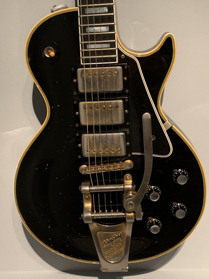 Gibson Les Paul Custom 1957 Jimmy Page 01.jpg
