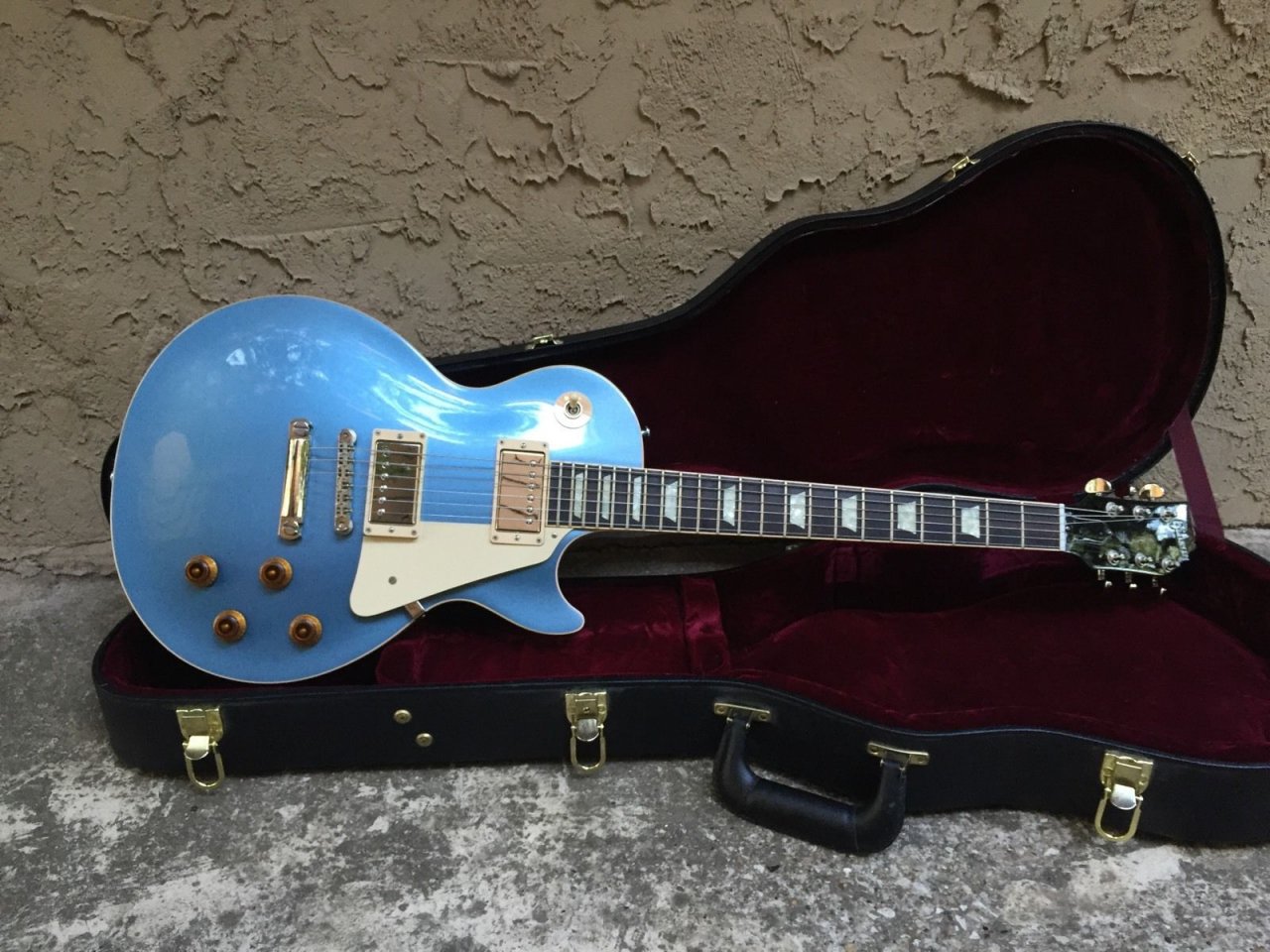 Gibson Les Paul Pelham Blue 001.jpg