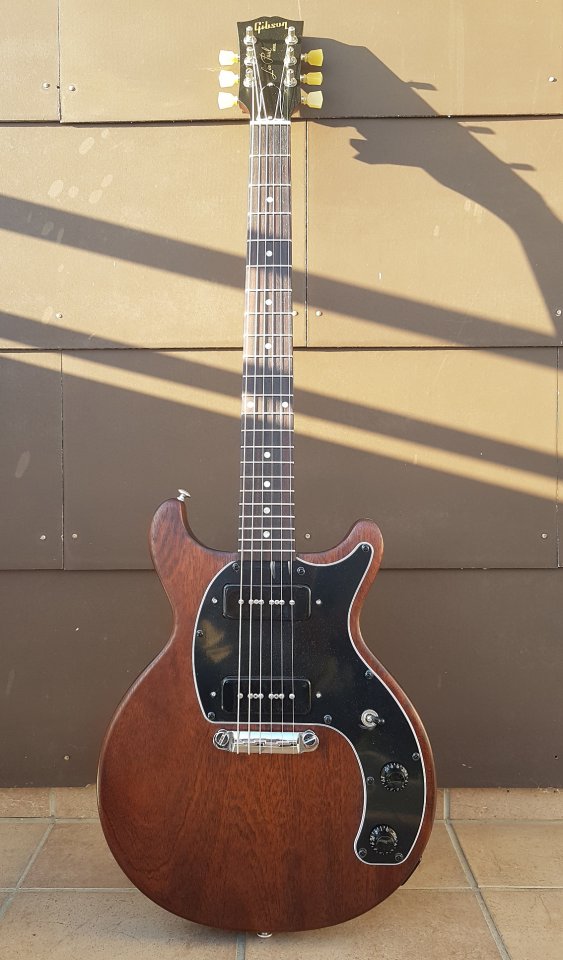 Gibson Les Paul Special DC 02_K.jpg