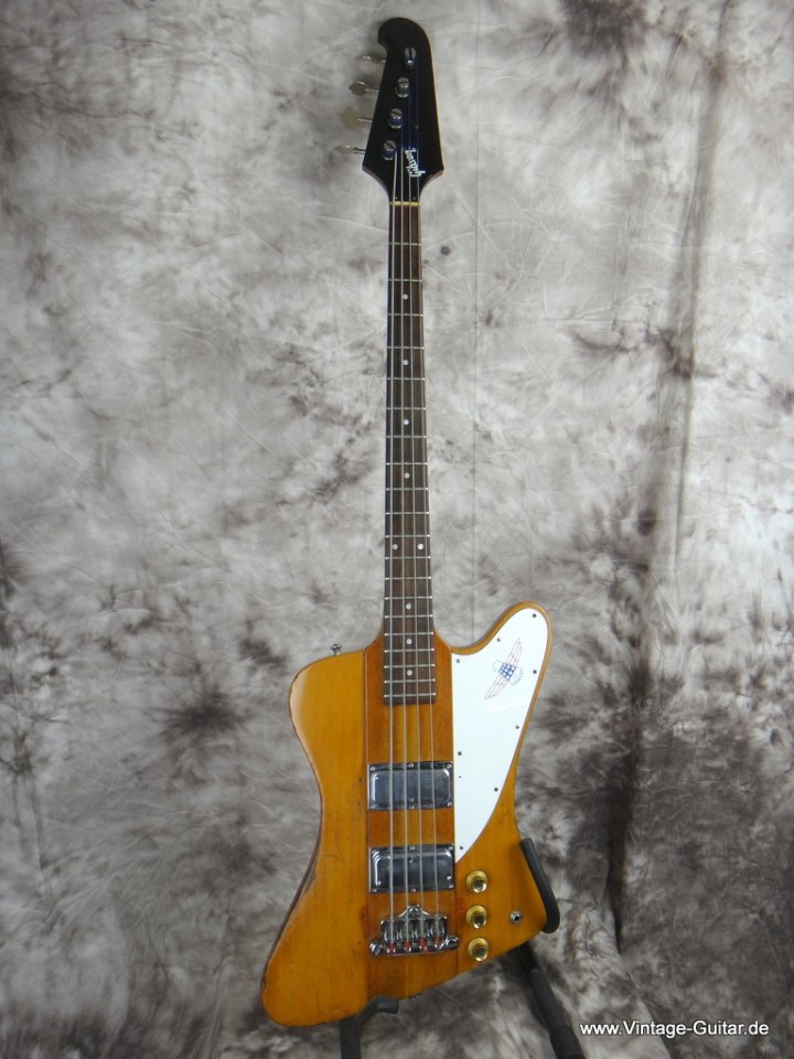 Gibson Thunderbird.jpg