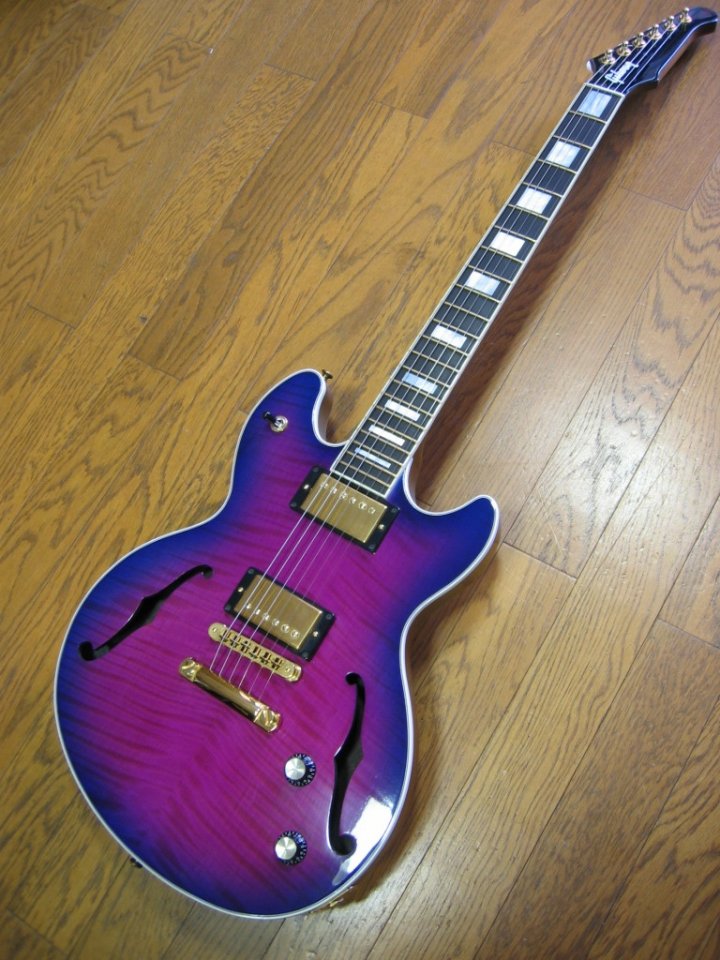Gibson Vegas 2006 Purple.jpg