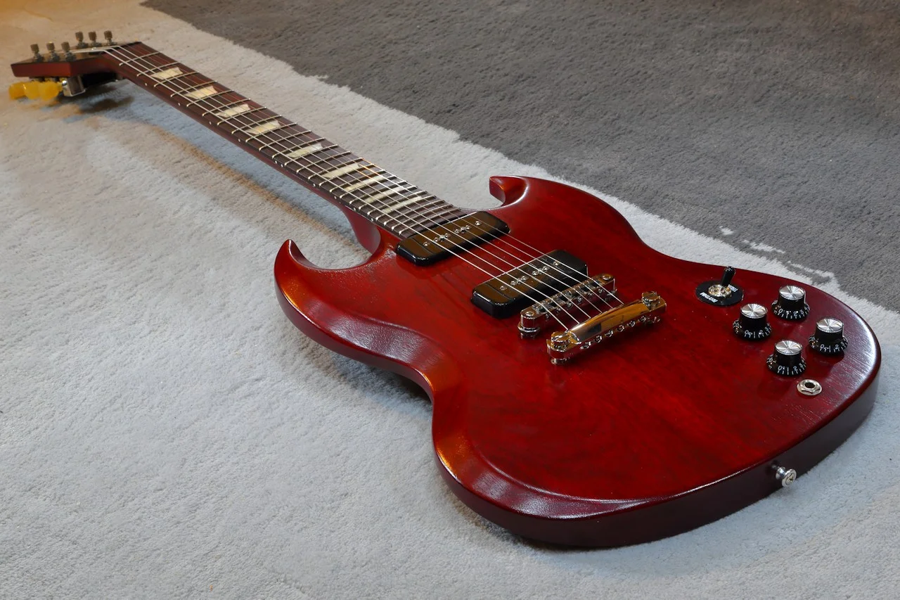 Gibson_SG_50.jpg
