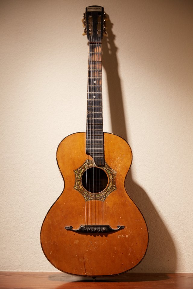 Gitarre-1.jpg