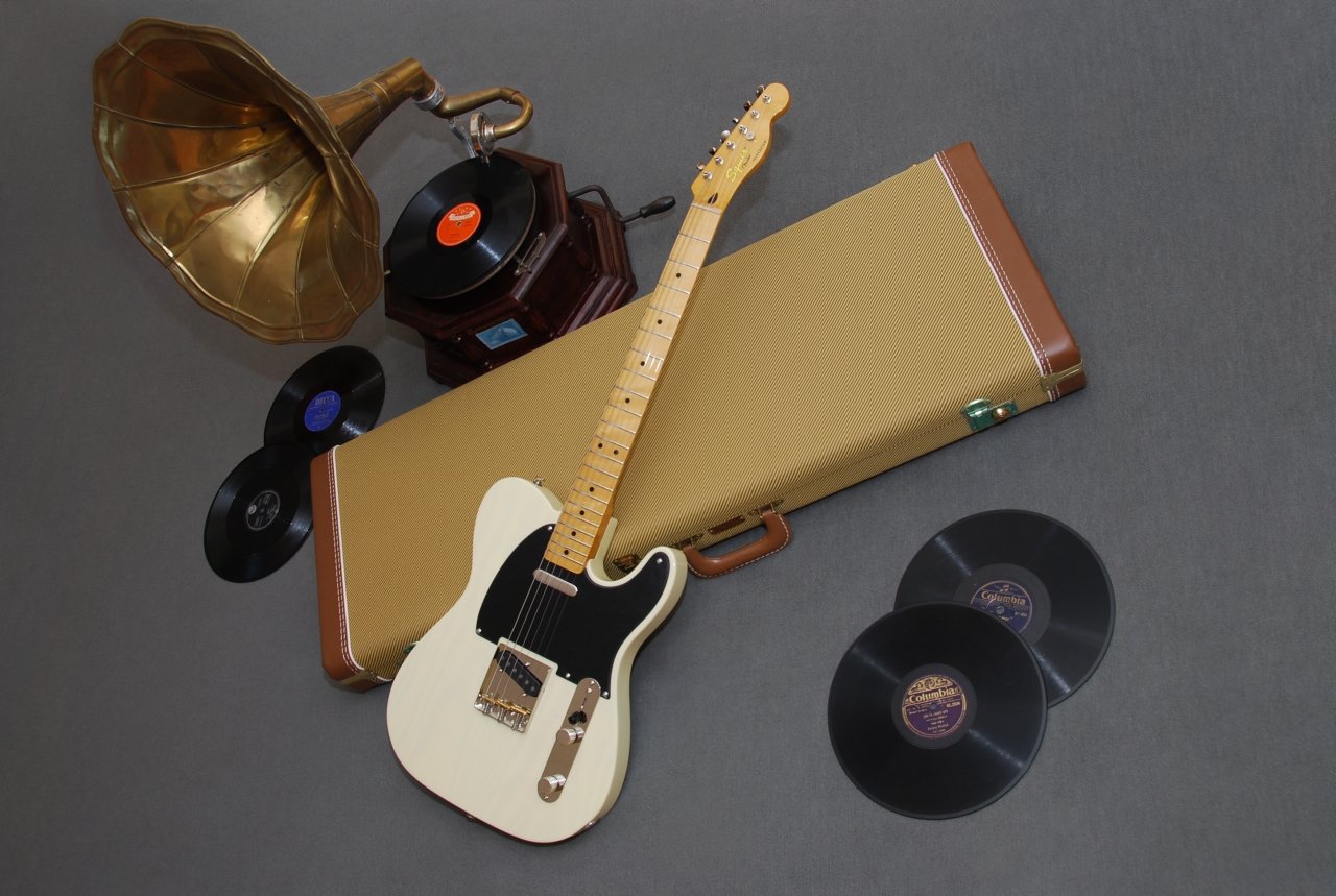 Gitarre 296-1.jpg