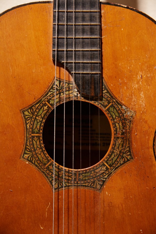 Gitarre-4.jpg