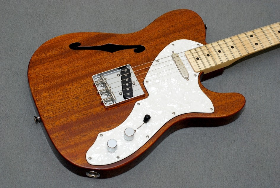 Gitarre 437-02.jpg