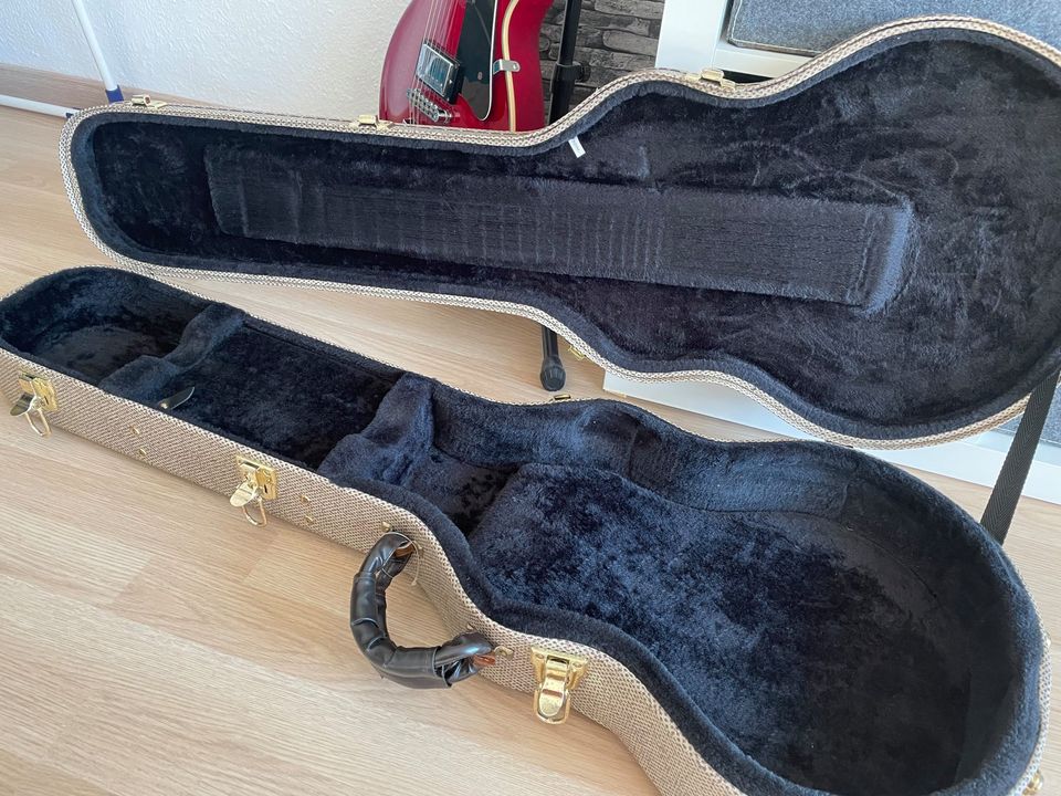 Gitarre Bild 3.jpeg