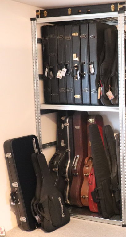 Gitarrenregal_IMG_3591_1280_cut.jpg