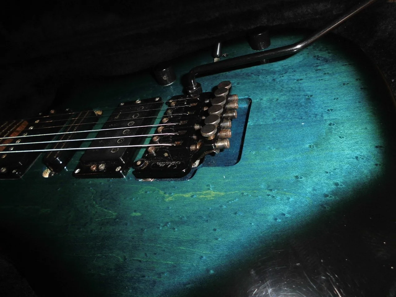 Godin Artisan ST6_05_body.webp