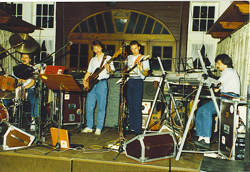 Gonzales_Band5_1.jpg