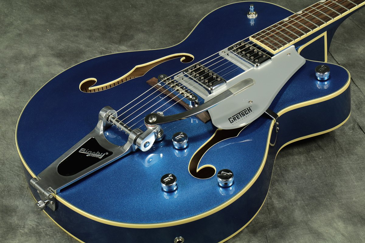 GRETSCH Electromatic G5420 Bigsby Fairlane Blue 01.jpg
