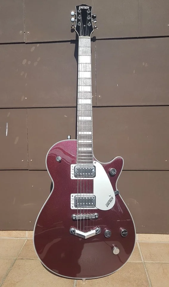 Gretsch G5220 01_K.jpg