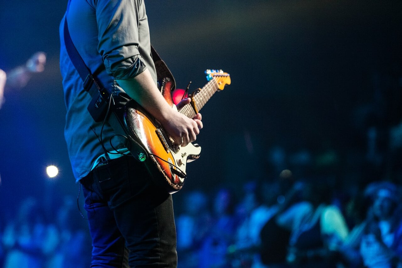 guitar_player.jpg