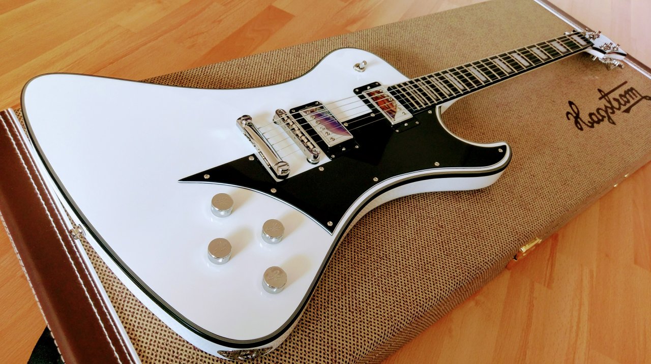 Hagstrom_Fantomen.jpg