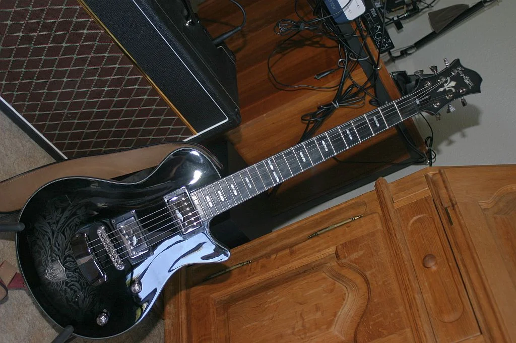 Hagstrom_Ultra_Swede.jpg